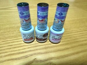 娘が自宅で簡単にネイルをするため